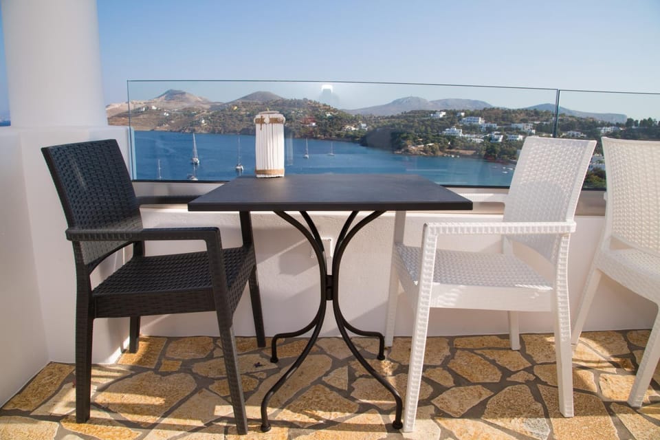 Property building, Restaurant/places to eat, Bird's eye view, View (from property/room), Balcony/Terrace, Sea view, Breakfast