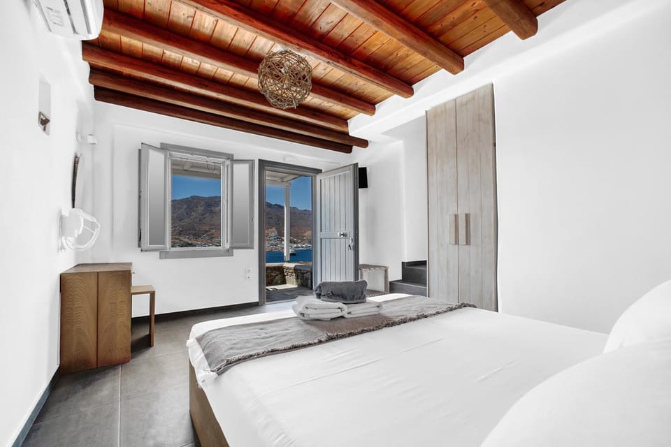 Belvedere Bed and Breakfast in Milos