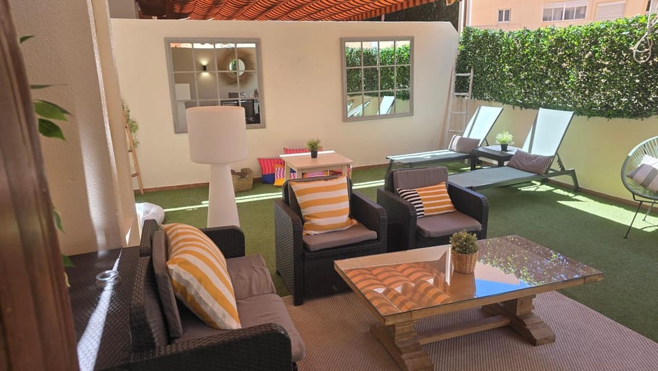 Soho Skyline Garden Apartment in Malaga