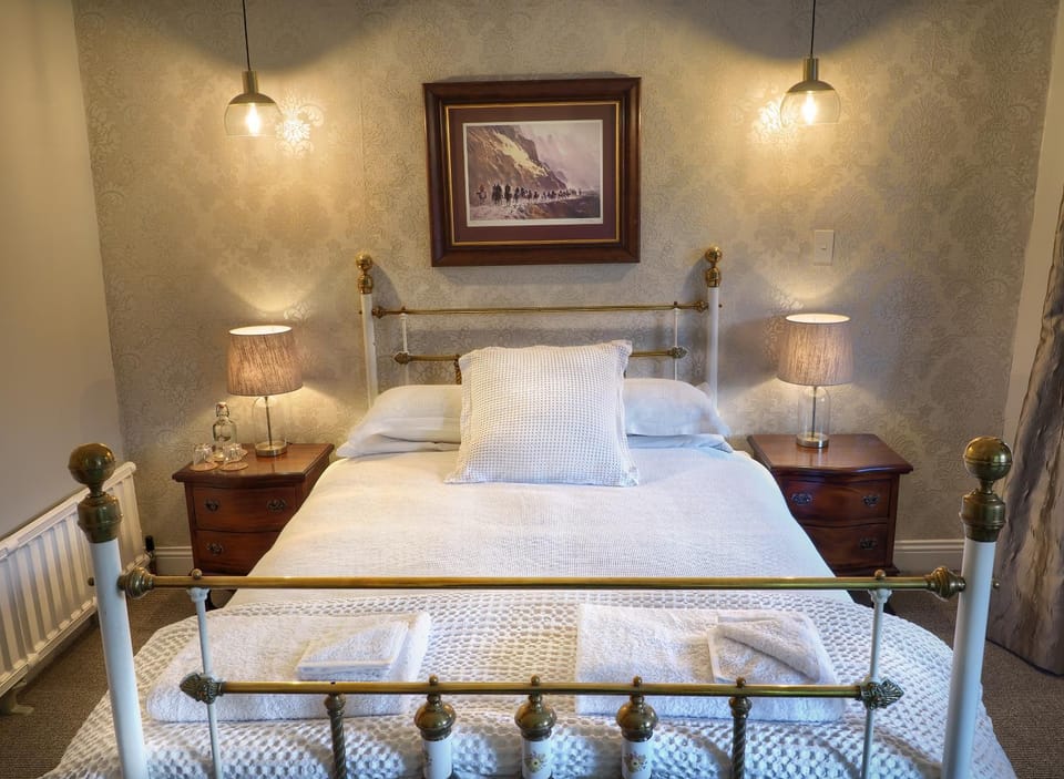 The Ferry Bed & Breakfast Bed and Breakfast in Queenstown