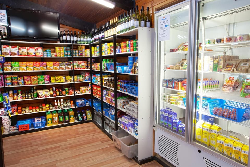 Food, Non alcoholic drinks