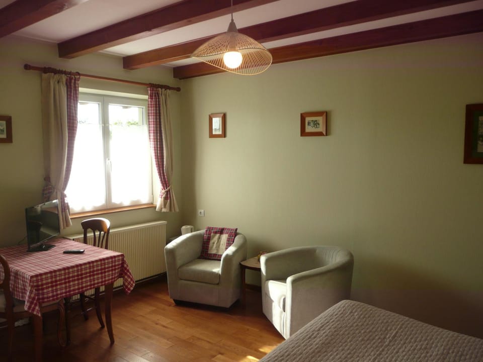 Chez Anny et Jean Au Mittelbuehl,Reichshoffen,Vosges du Nord Bed and Breakfast in Grand Est