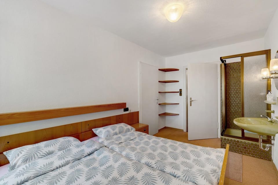 Property building, Living room, Bedroom