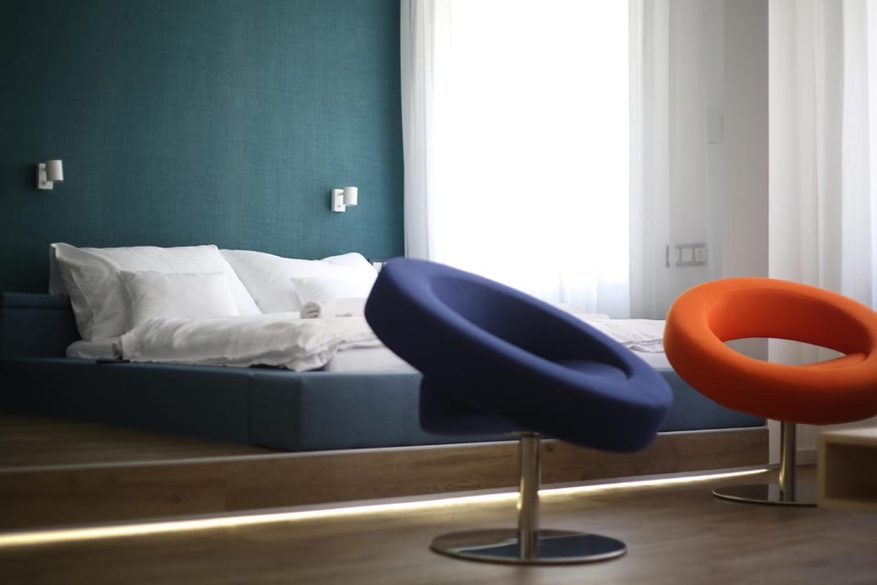 Seating area, Bedroom