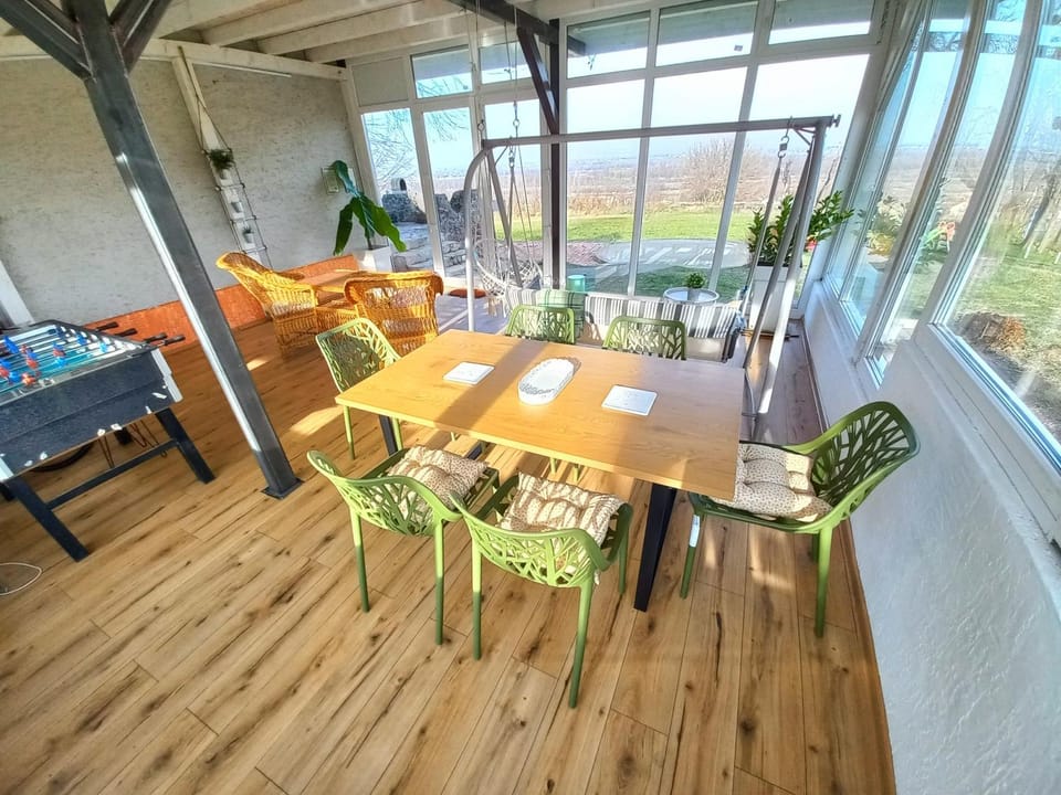 Honey hill apartment Fruska Gora Villa in Novi Sad