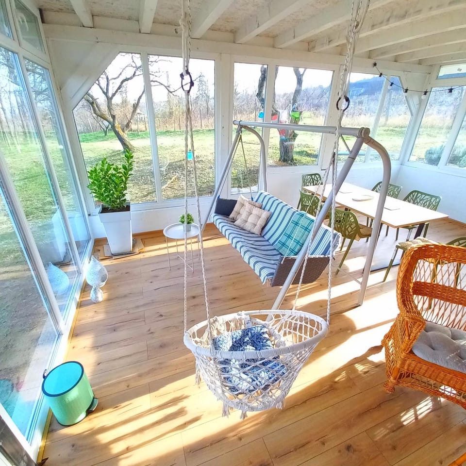 Honey hill apartment Fruska Gora Villa in Novi Sad
