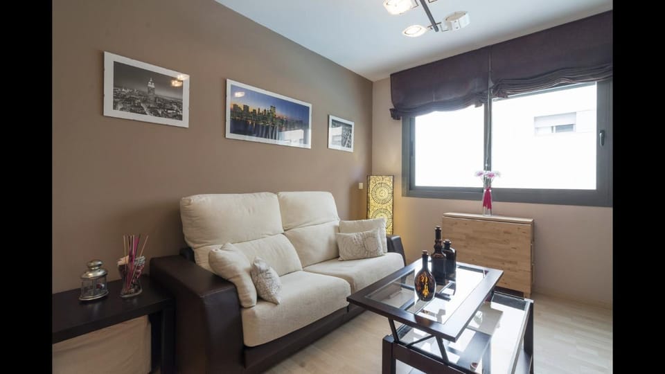 Apartamento Playa y Piscina 1-2 personas Apartment in Malaga