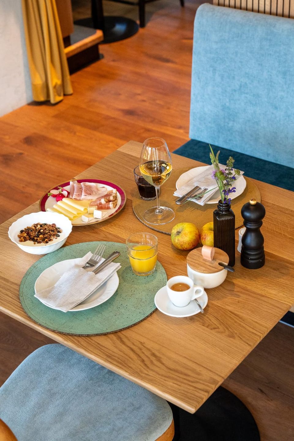Breakfast, Continental breakfast