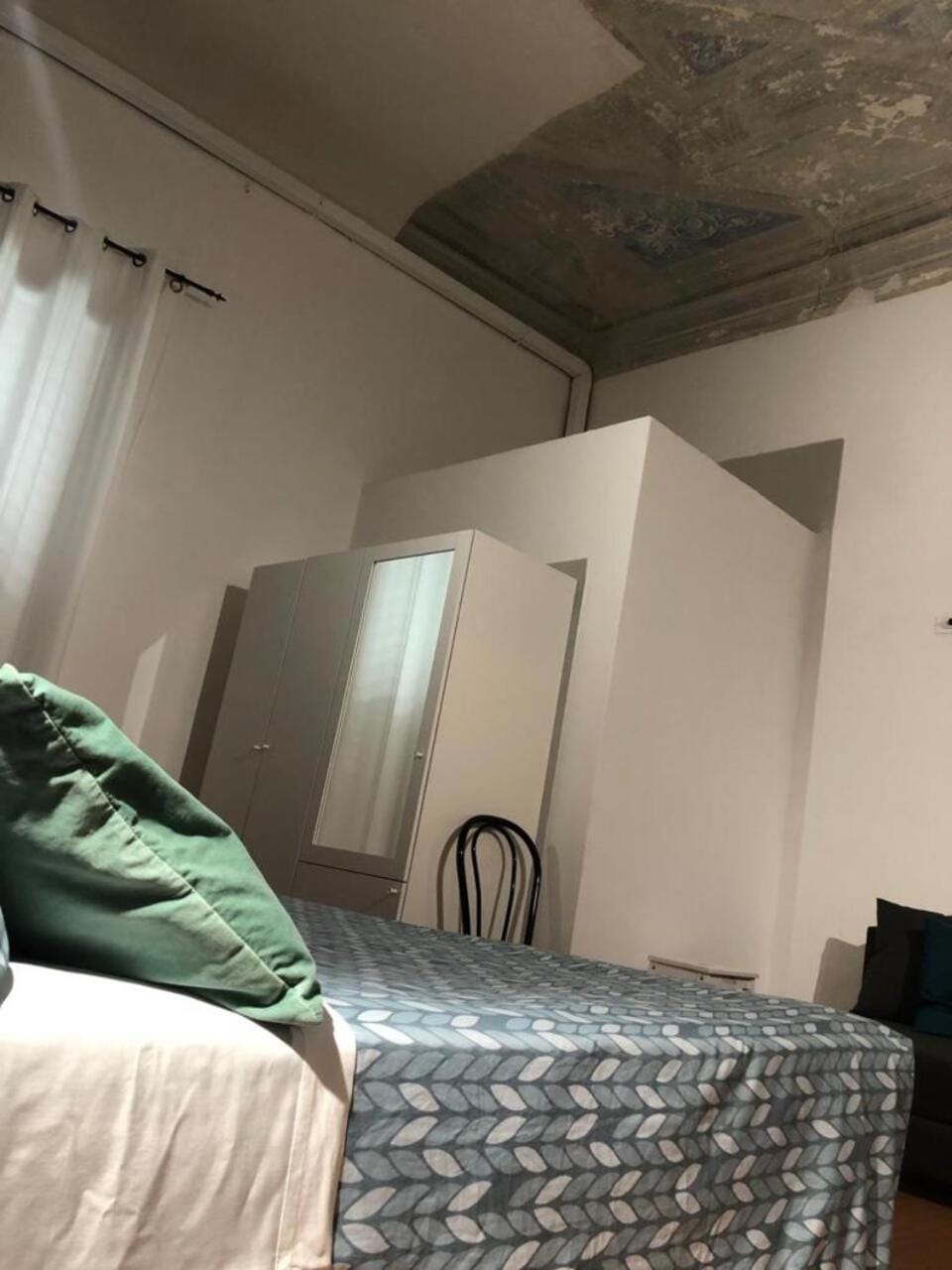 Bed, Photo of the whole room, Bedroom, wardrobe
