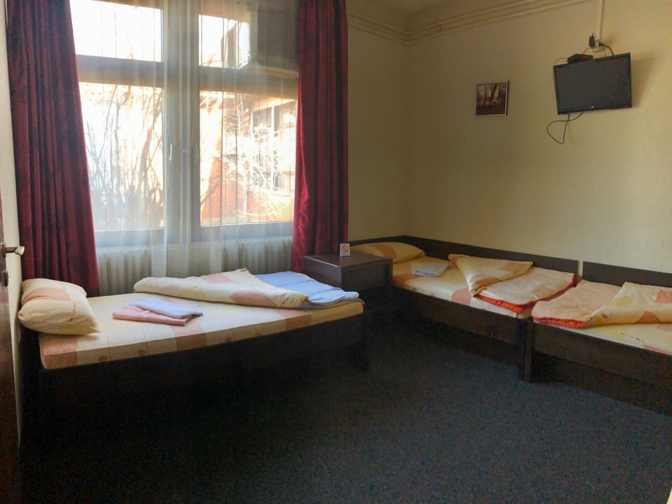 Guesthouse Duga Bed and Breakfast in Belgrade