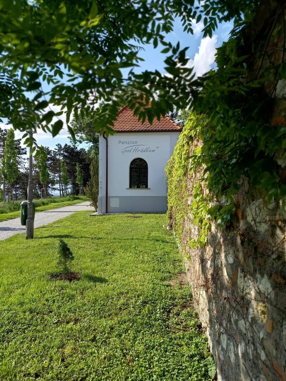Property building, Facade/entrance