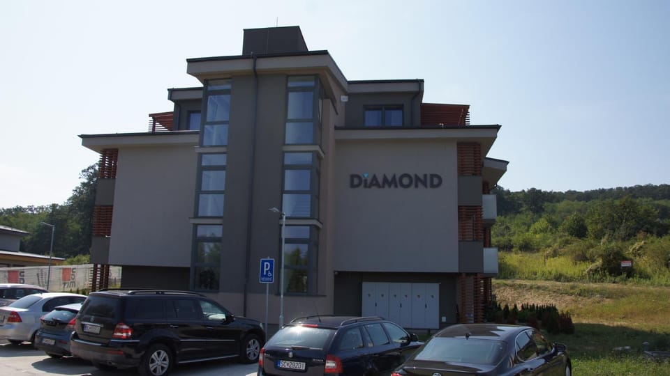 Property building, Property logo or sign