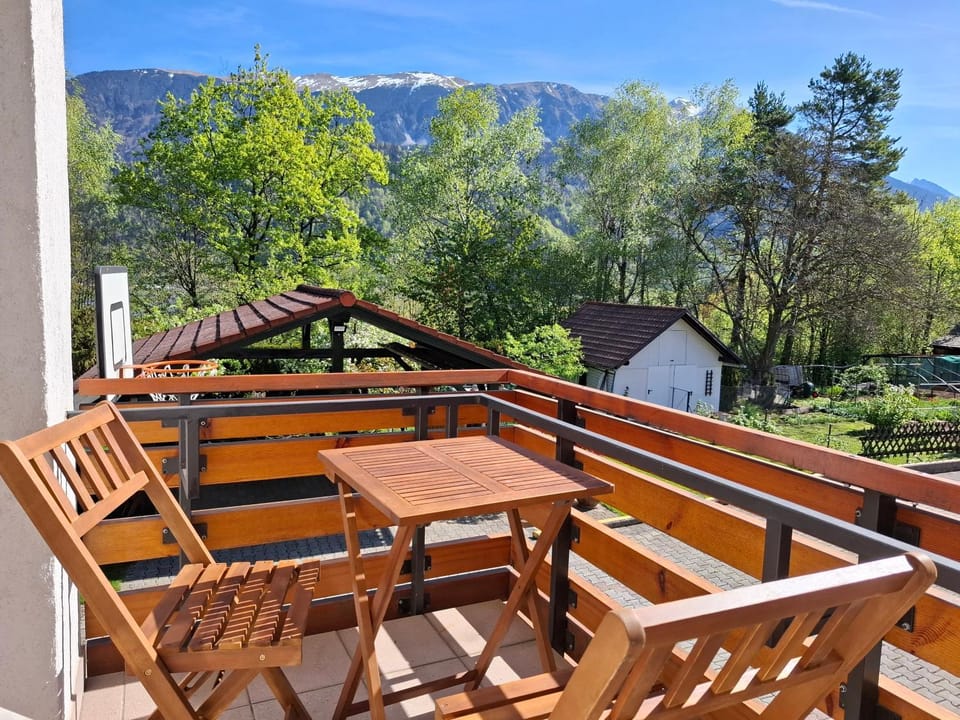 View (from property/room), Balcony/Terrace, Mountain view, Mountain view
