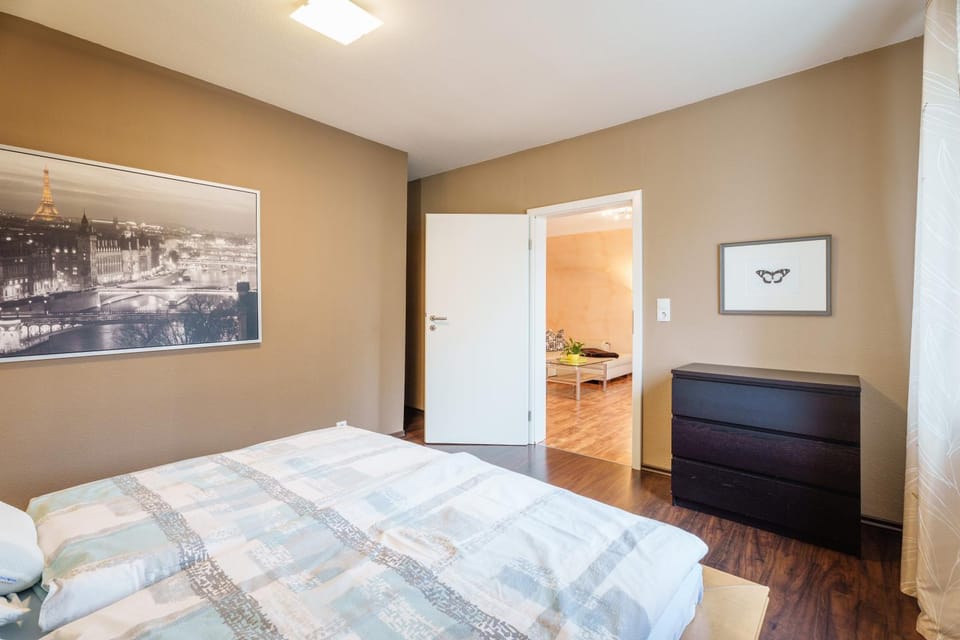 Living room, Bedroom