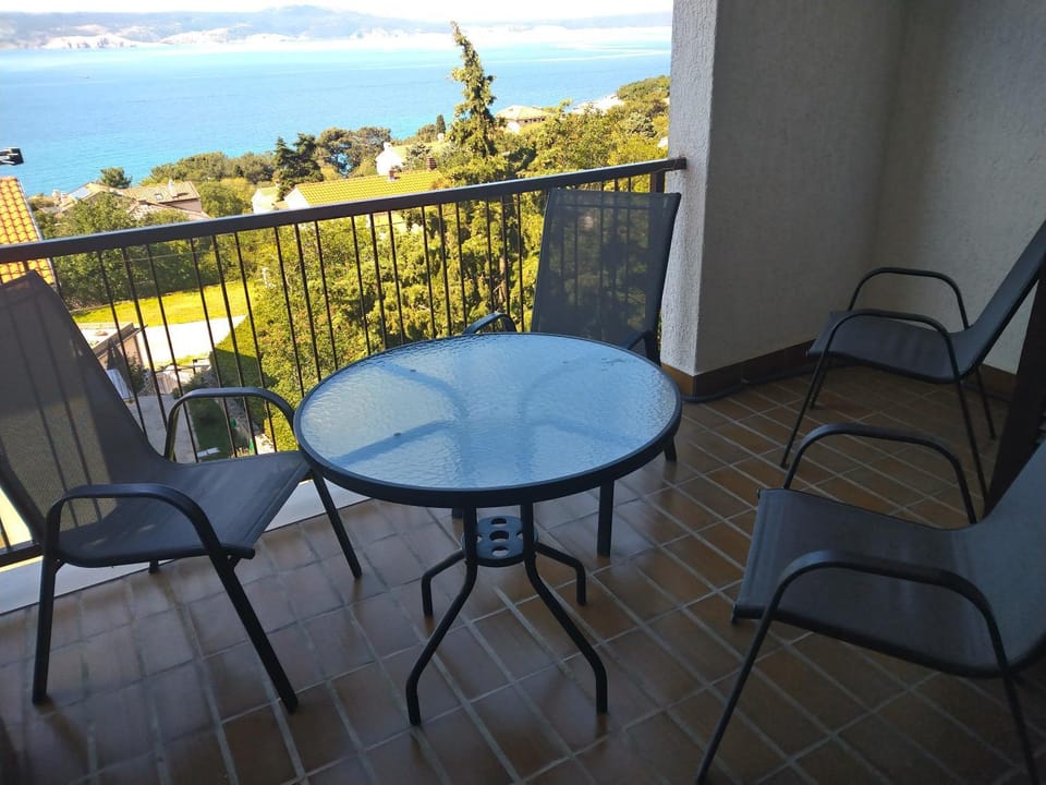 Nensi Novi Vinodolski with a wonderful view Apartment in Novi Vinodolski