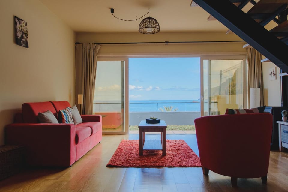 Living room, Sea view