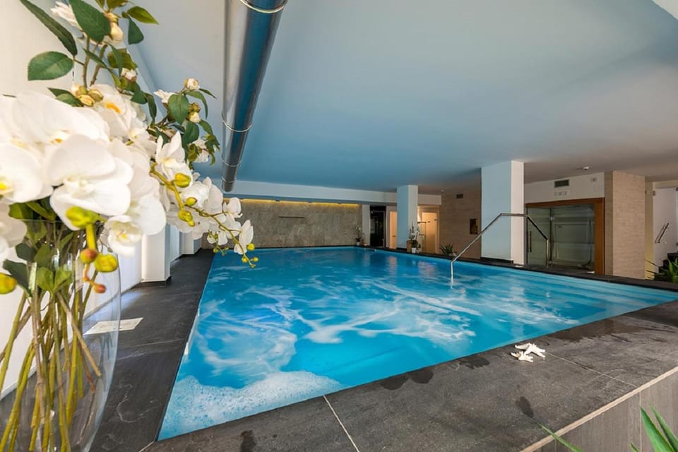 Hot Tub, Spa and wellness centre/facilities, Swimming pool