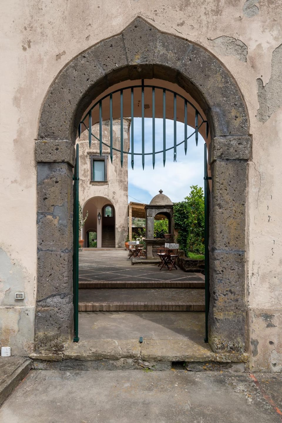 Garden, Inner courtyard view