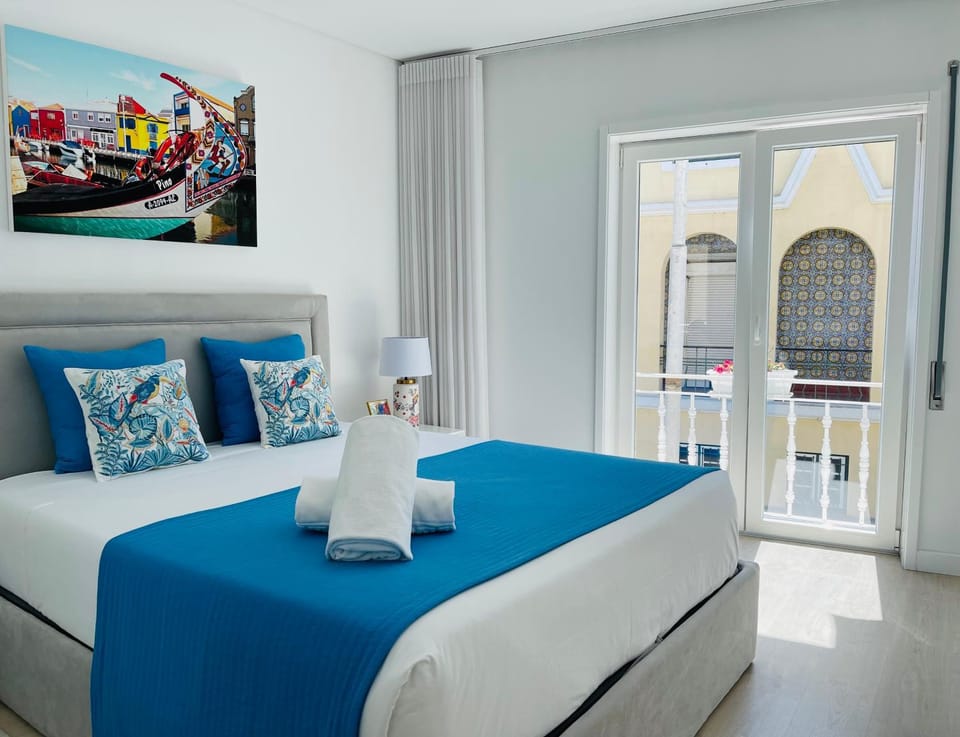 Bed, TV and multimedia, Balcony/Terrace, Bedroom, locker, towels, air conditioner
