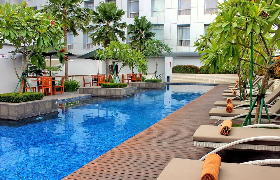 Area and facilities, Swimming pool