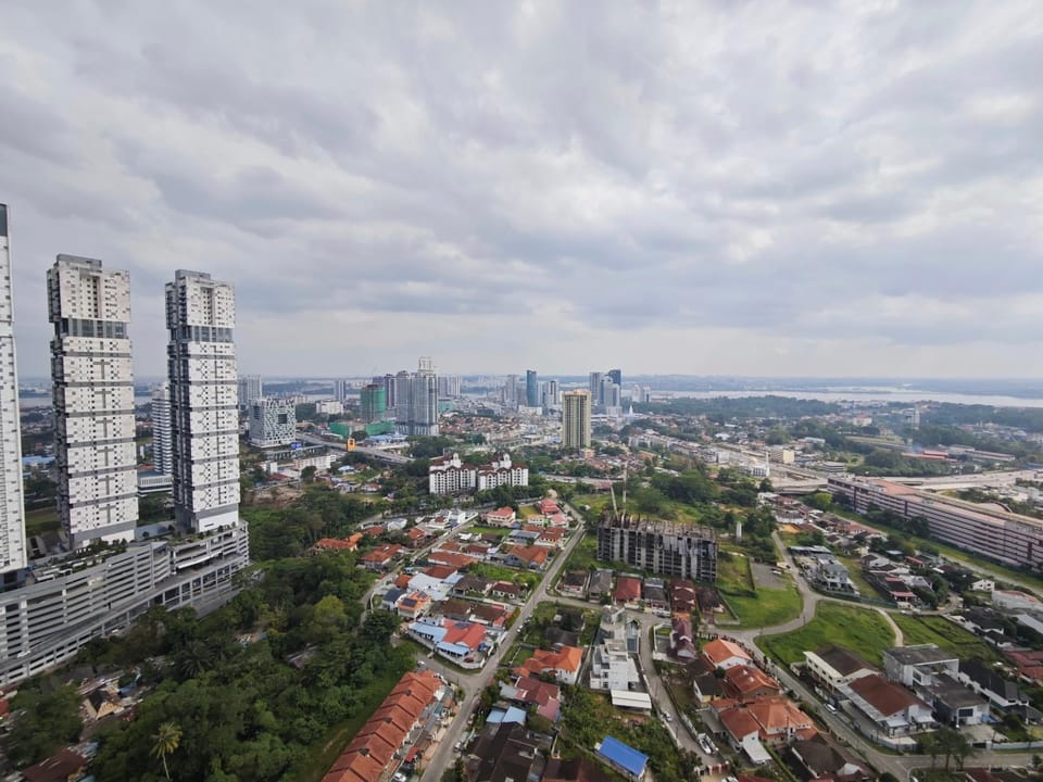 Ais-Kacang Sweet Home Pinnacle Tower Apartment in Johor Bahru
