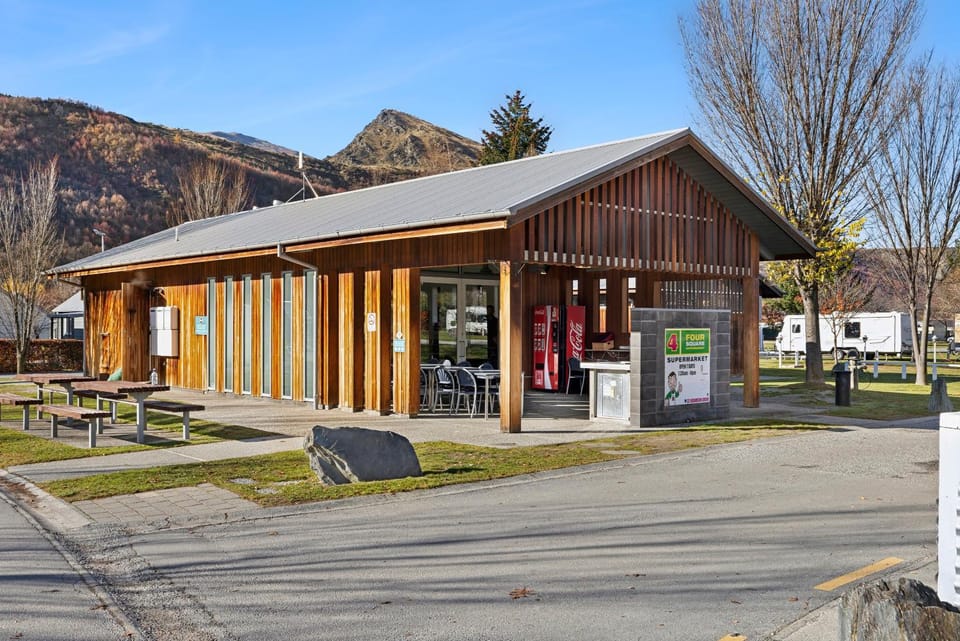 Property building, BBQ facilities