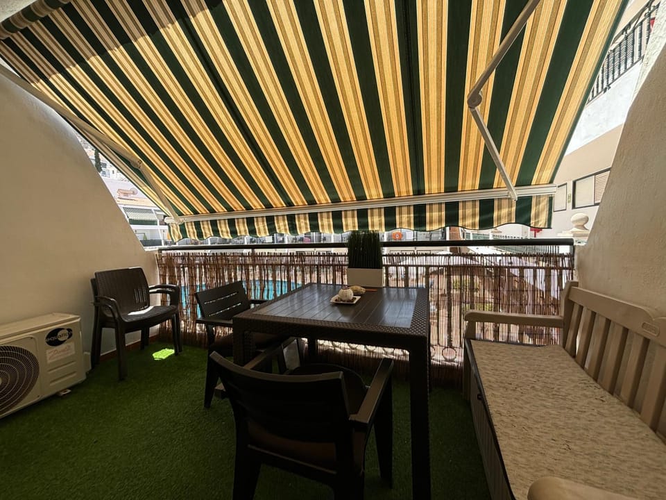 Balcony/Terrace, Seating area