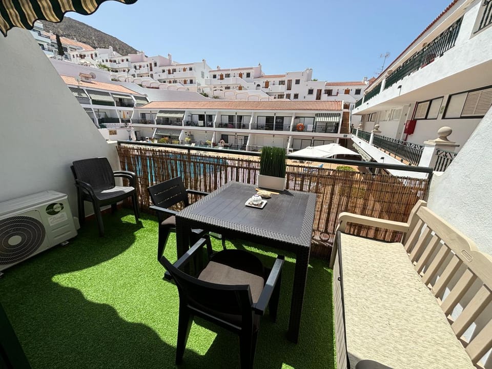 View (from property/room), Balcony/Terrace