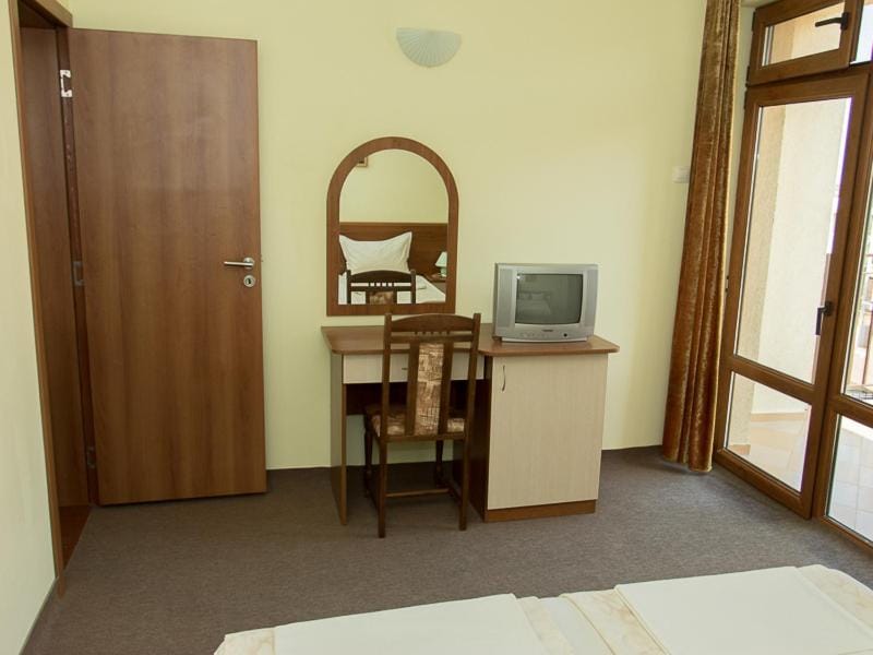 Villa Iztok Bed and Breakfast in Burgas Province