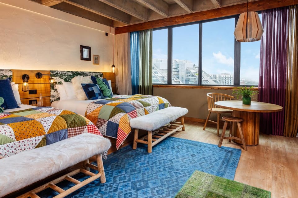 Bed, Seating area, Bedroom