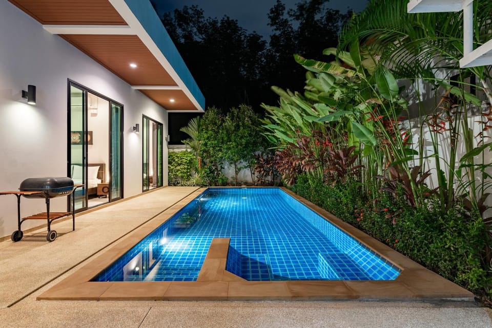 Patio, BBQ facilities, Garden, Swimming pool