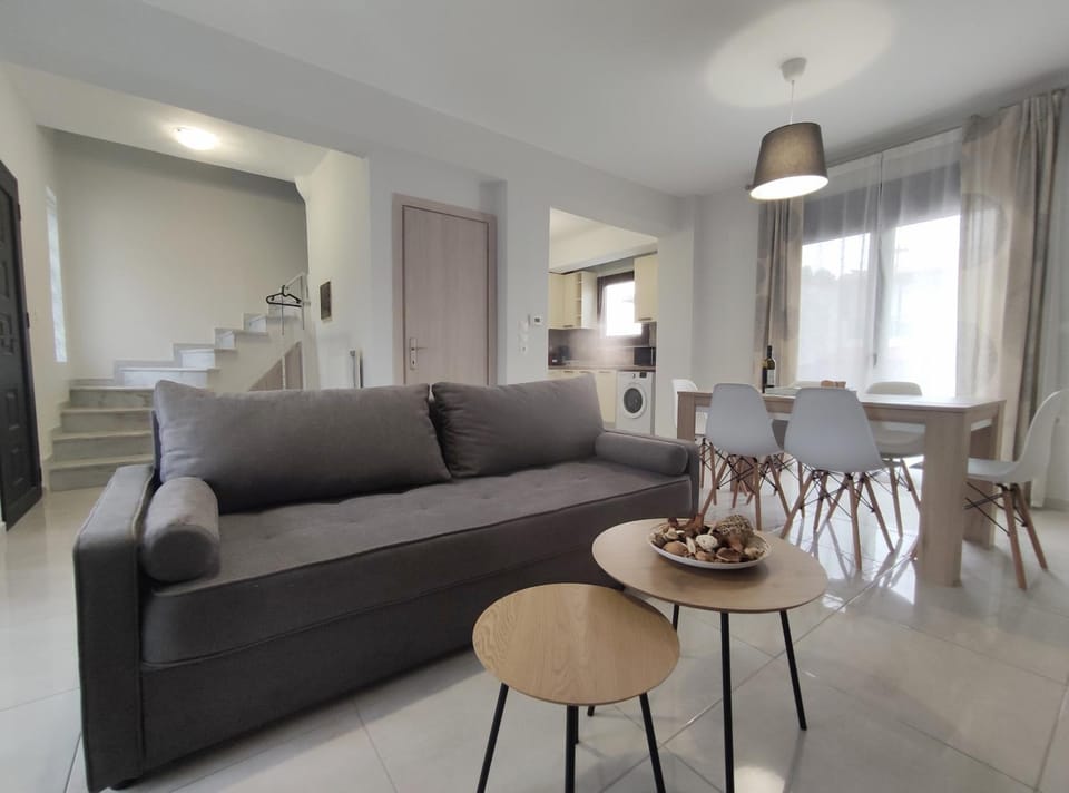 Sunny Siviri Apartment in Halkidiki