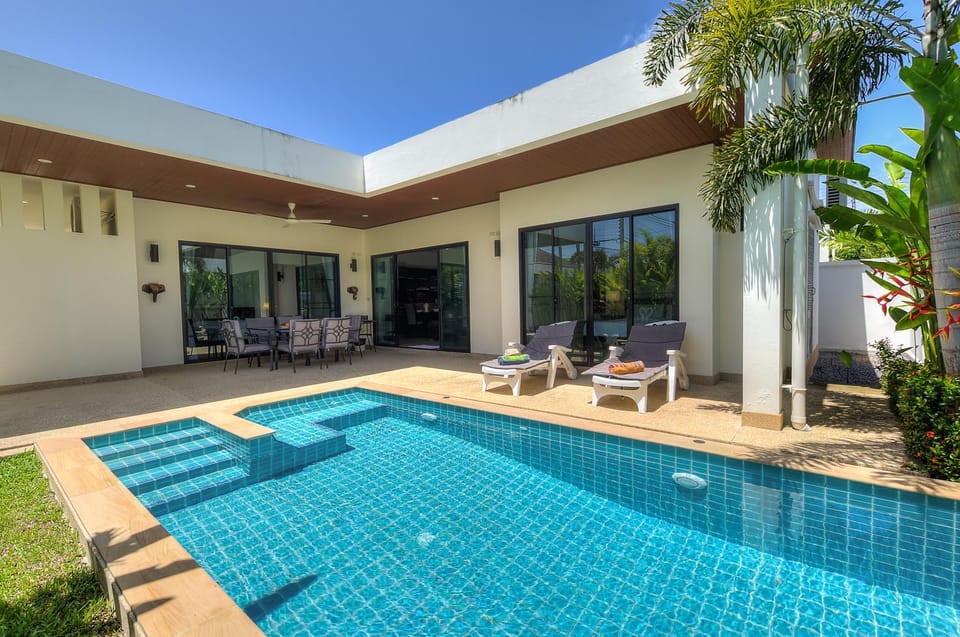 Balcony/Terrace, Swimming pool
