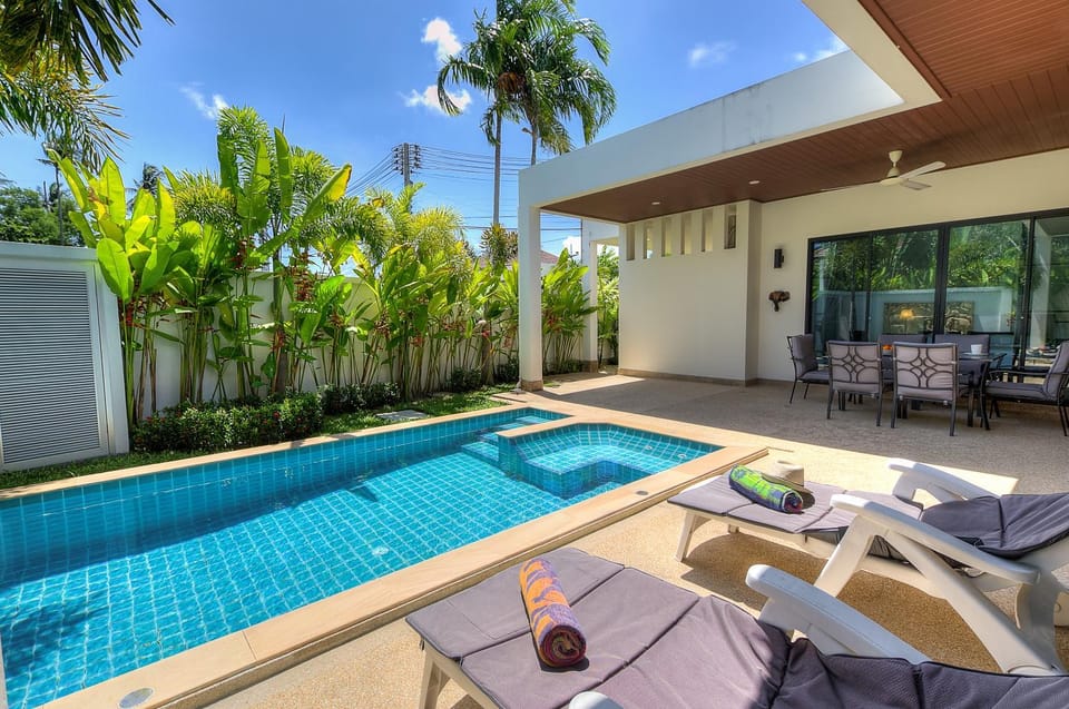 Patio, Swimming pool