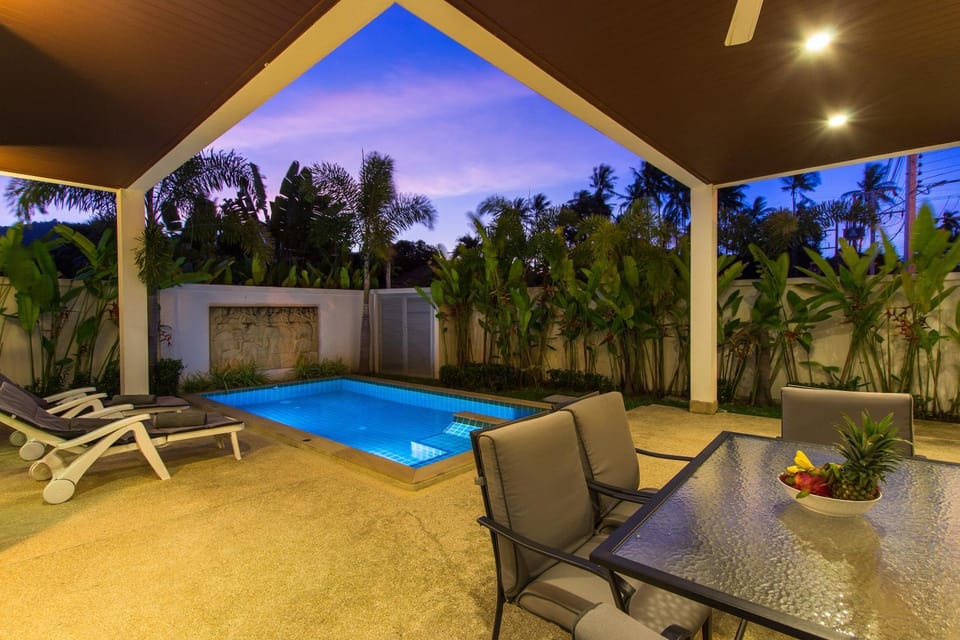 Patio, Swimming pool