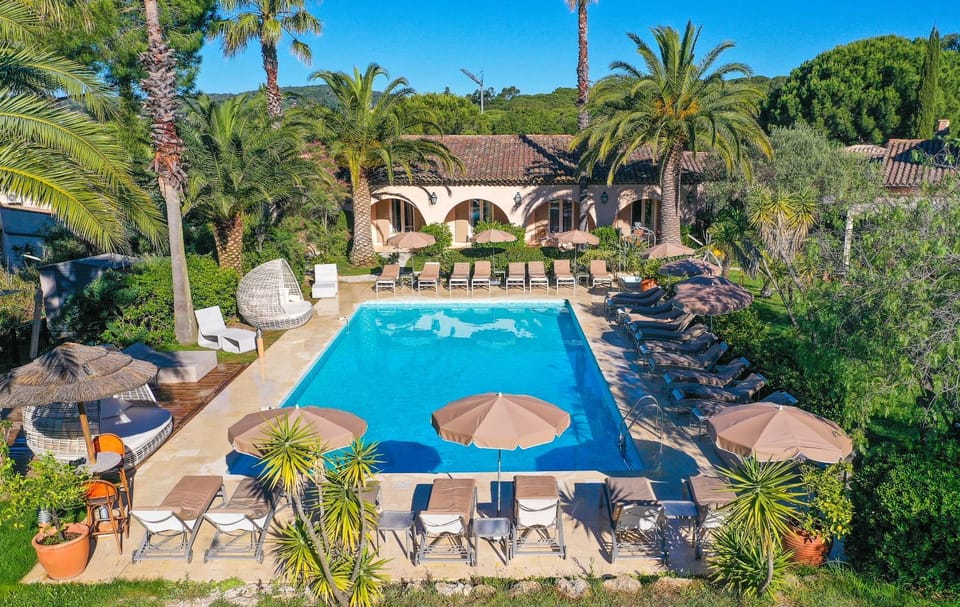 Day, Garden, Garden, Garden view, Pool view, Swimming pool, Swimming pool, sunbed