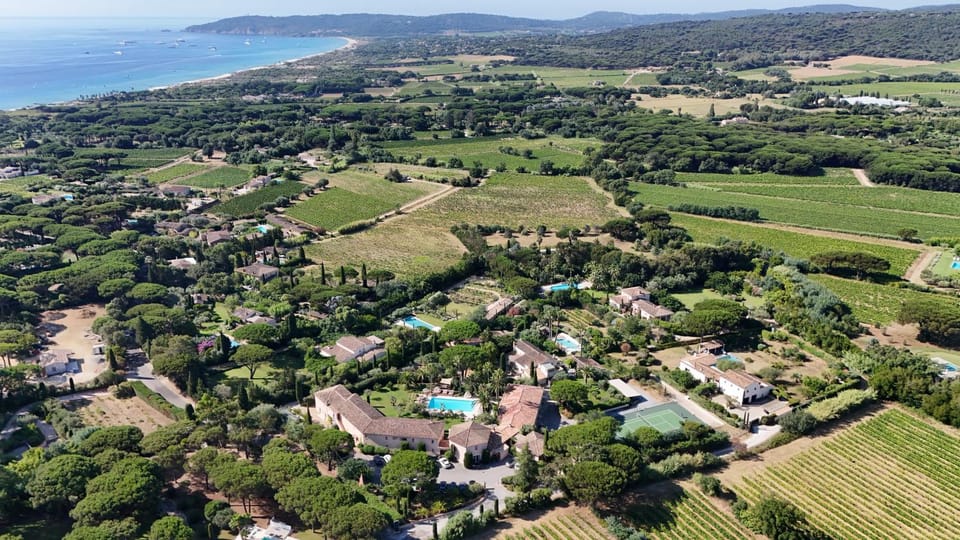 Nearby landmark, Natural landscape, Bird's eye view