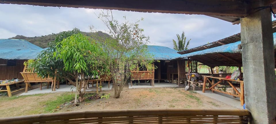 SeaLovers' Place Masasa Beach House in Calabarzon