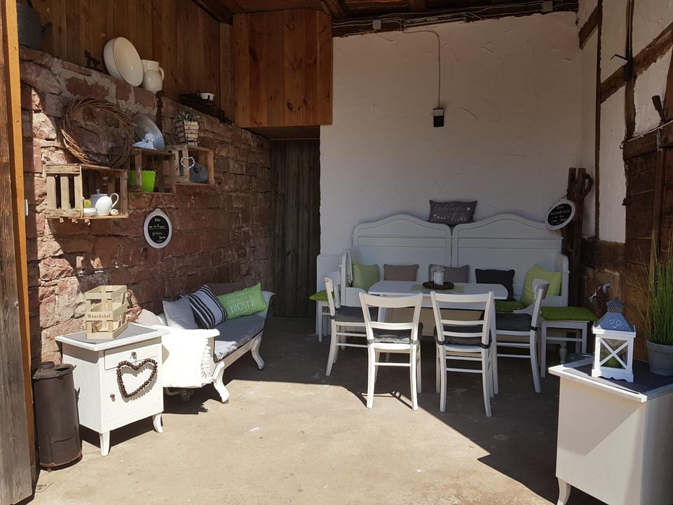 BBQ facilities, Seating area