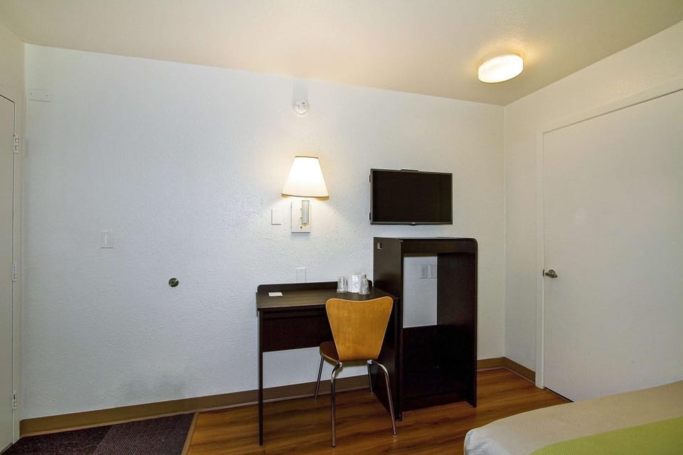 Photo of the whole room, On site