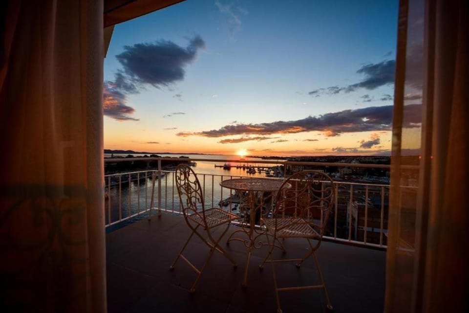 Balcony/Terrace, Sea view, Sunset