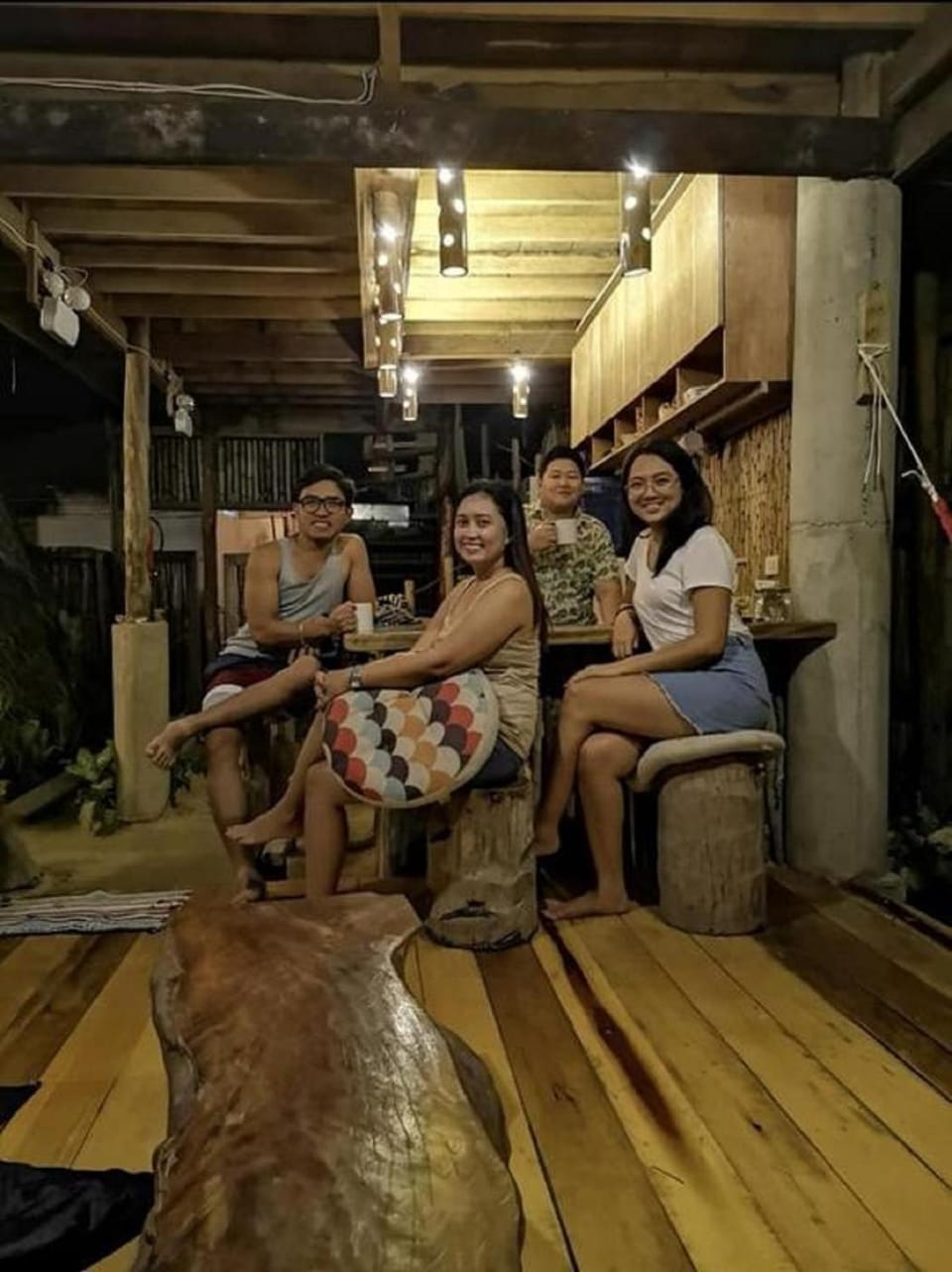 People, Lounge or bar
