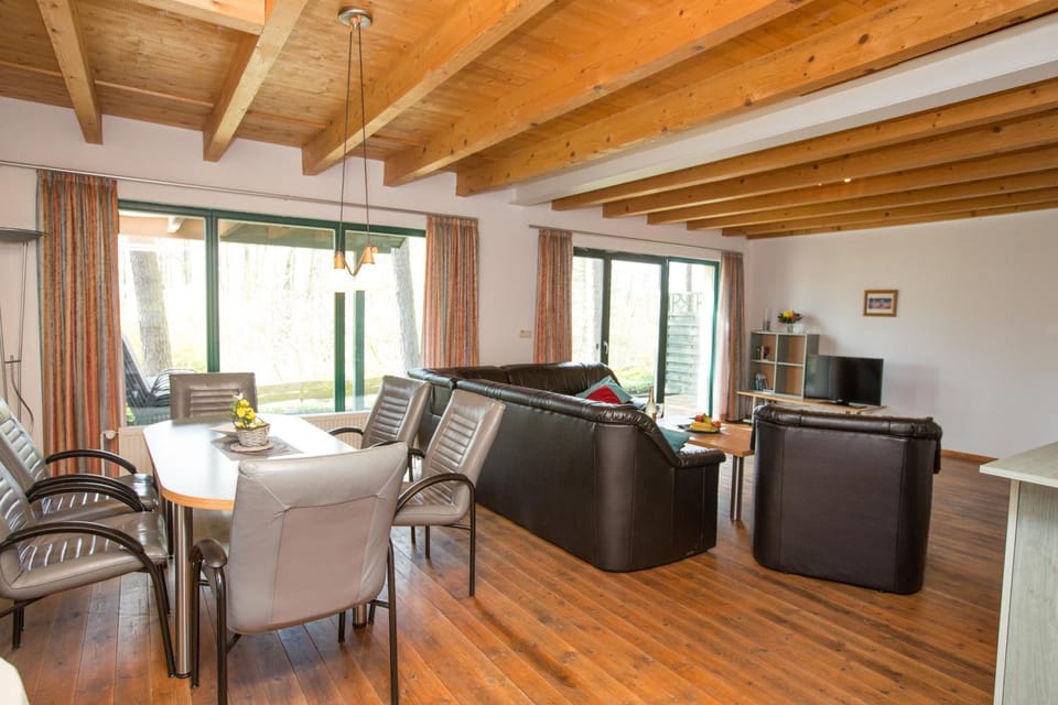 Ferienhaus Waldschneise A am Jabeler See House in Mecklenburgische Seenplatte