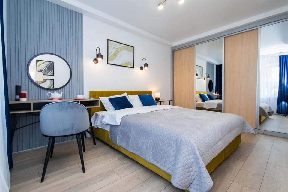 Bed, wardrobe