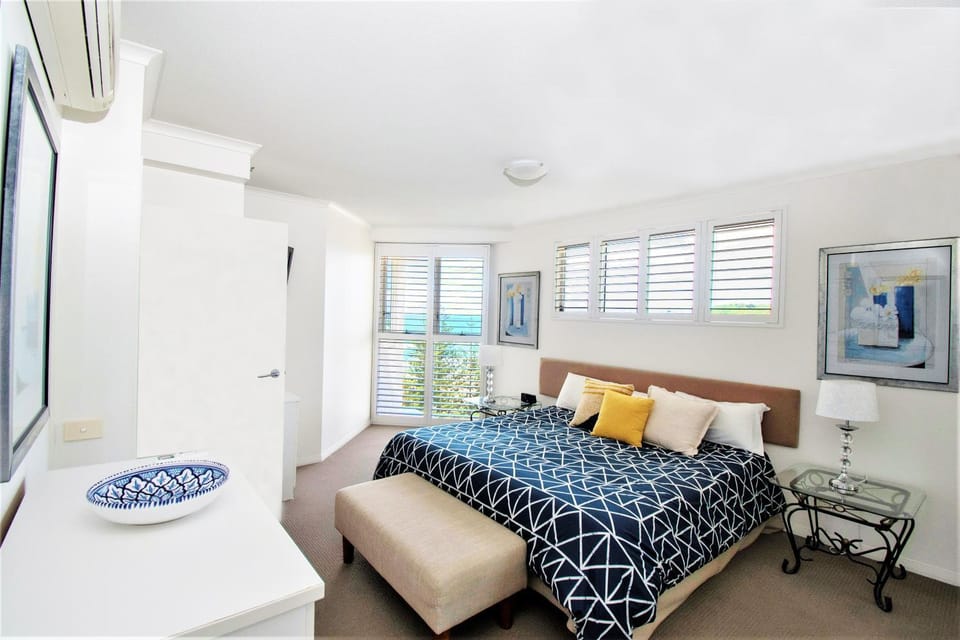 Bedroom, Sea view