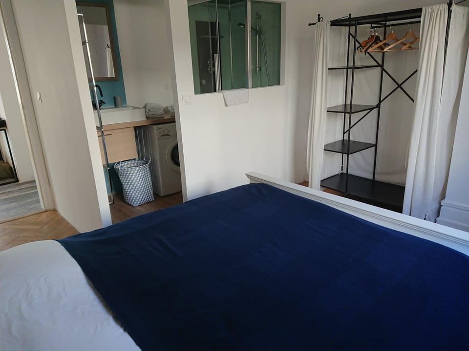 Bathroom, Bedroom