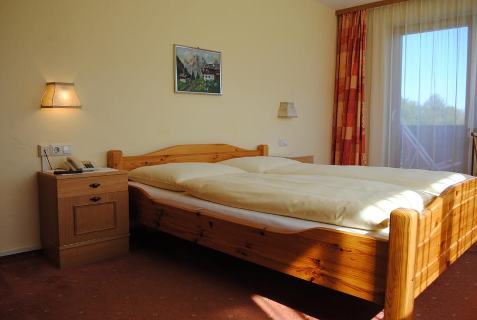Gasthof Kaiserblick Inn in Tyrol