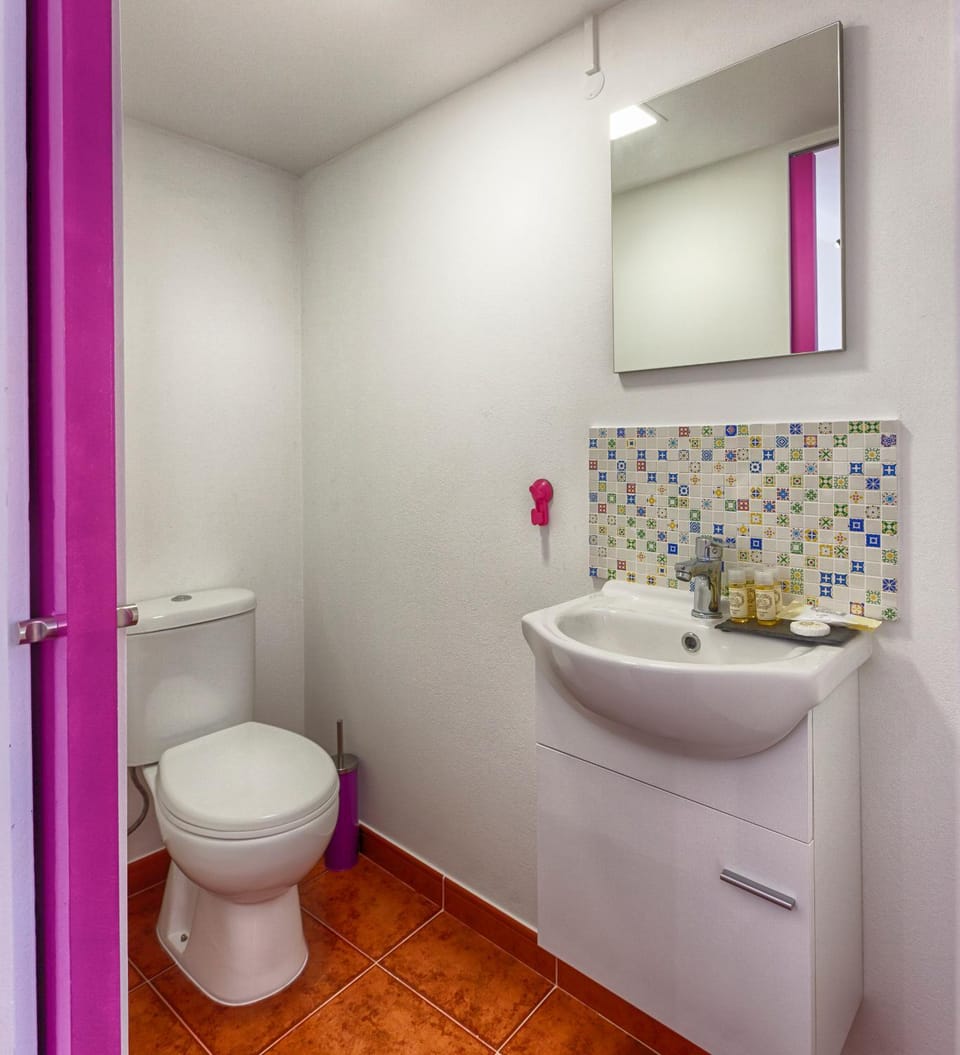 Toilet, Bathroom