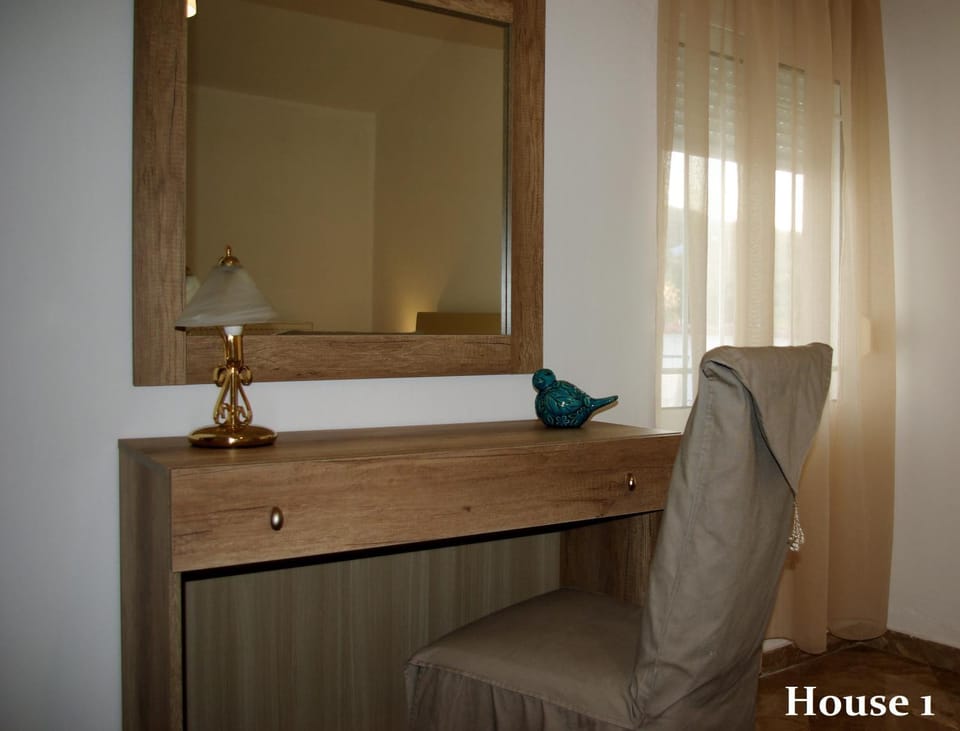 Decorative detail, Bedroom, Area and facilities