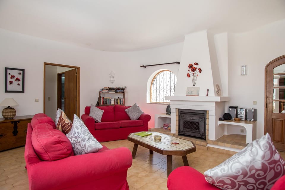 Communal lounge/ TV room, Living room